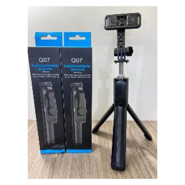 Q07 Portable Live Streaming Bluetooth LED Light Selfie Stick Tripod